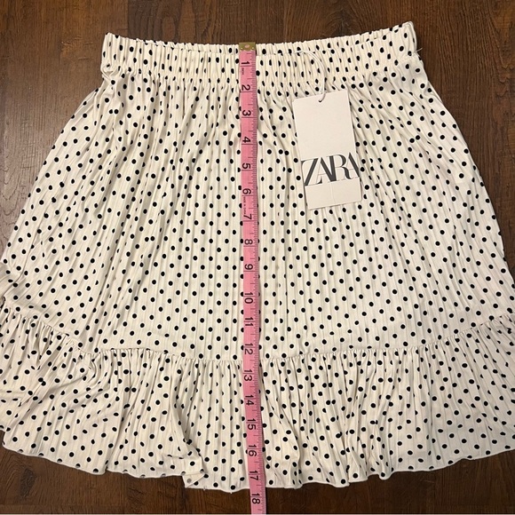 Zara Polkadot Mini Skirt - Black & White Polkadot - Small - NWT - Picture 6 of 7
